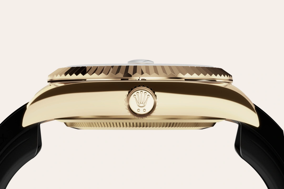 Rolex Sky-Dweller in 18 ct yellow gold, M336238-0004 - Swiss Time Square