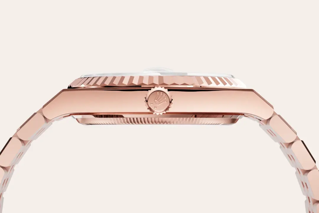 Rolex Land-Dweller in 18 ct Everose gold, M127235-0001 - Swiss Time Square