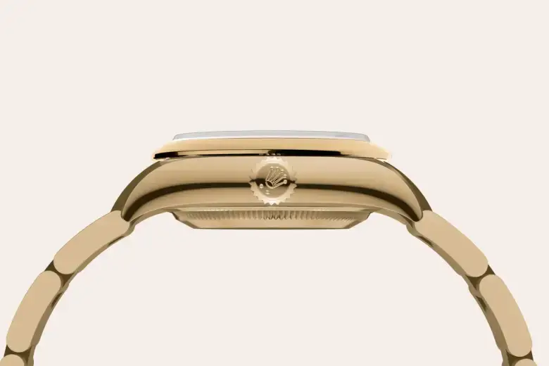Rolex Oyster Perpetual in 18 ct yellow gold, M276208-0002 - Swiss Time Square